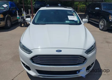 2013 Ford Fusion Hybrid Titanium from USA, damaged, VIN 3FA6P0RU3DR360693